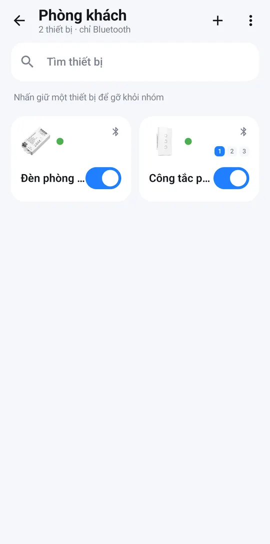 Nhóm Phòng khách có đèn phòng khách và nút Đèn trần